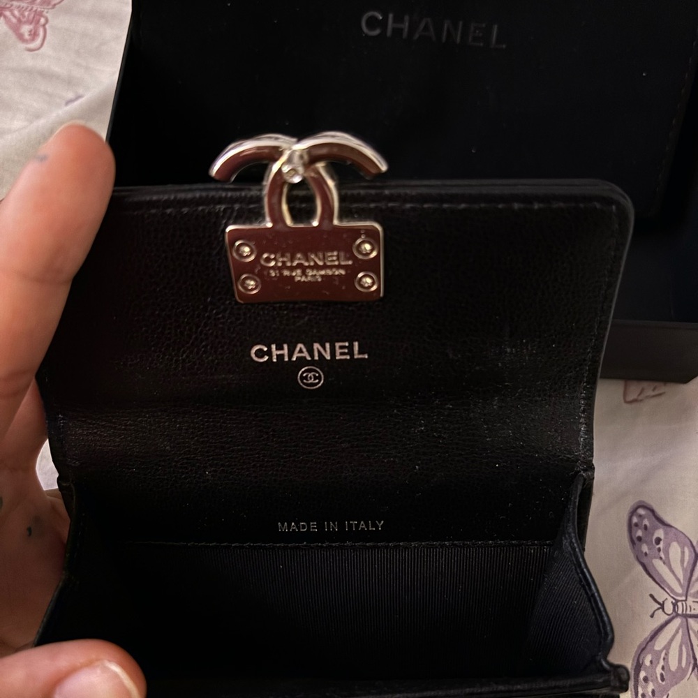 Chanel Wallet - Picture 2 of 7
